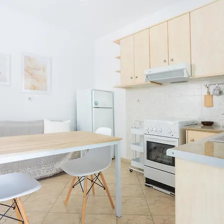 Akti Apollona * Apollon (Naxos)