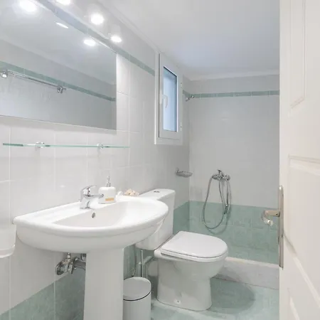 Akti Apollona Apollon (Naxos)